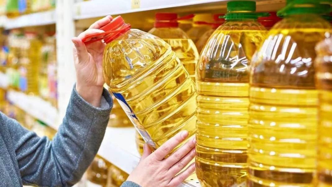 5 litrelik ayçiçek yağında dev indirim! Patron çıldırdı, fiyatları duyan o marketlere koşuyor: Bitmeden yetişin 1